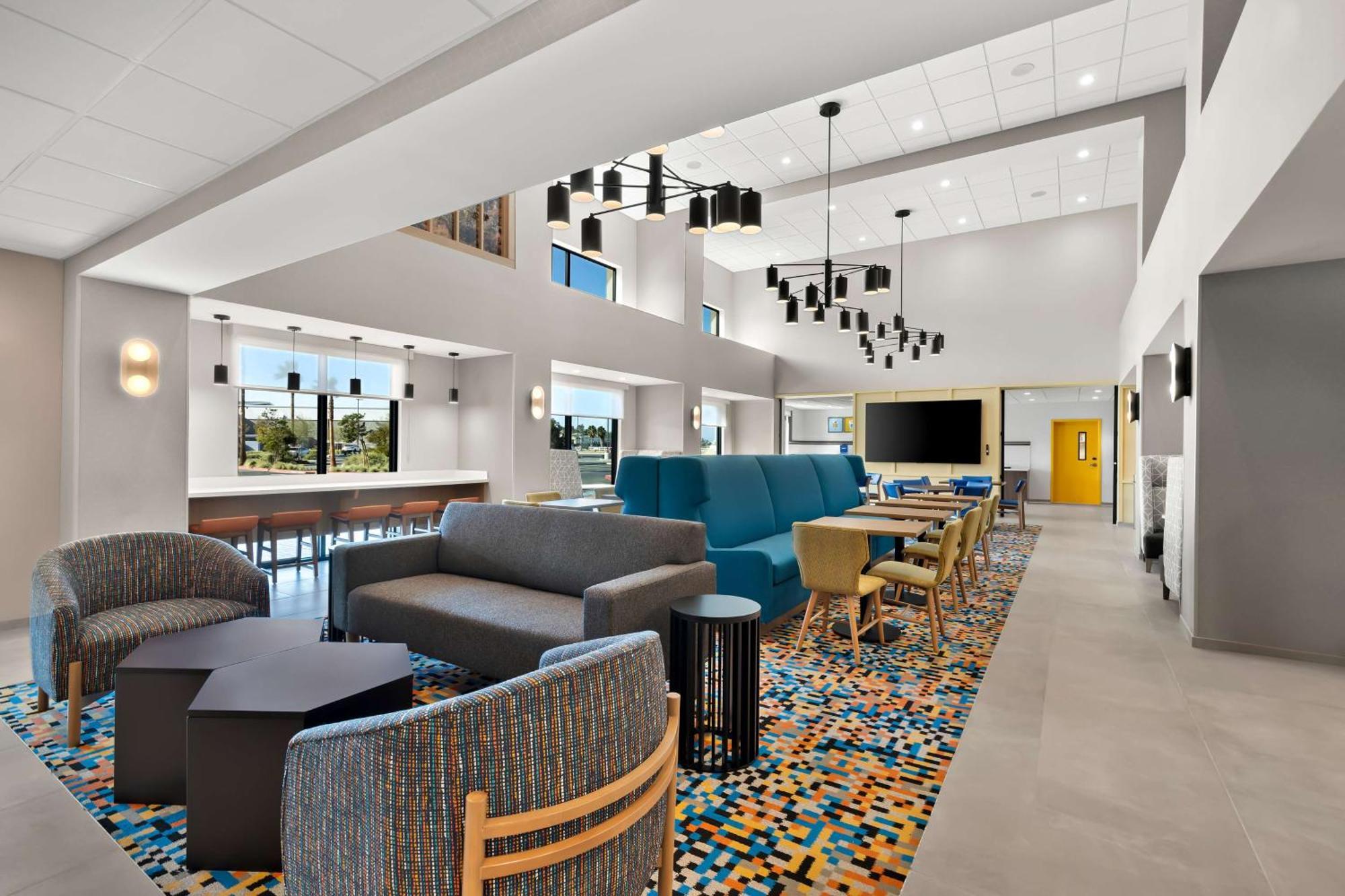 Hampton Inn & Suites Corona, Ca מראה חיצוני תמונה